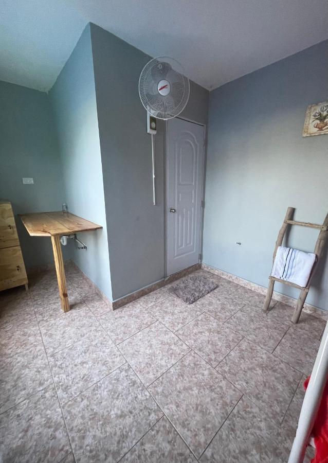 Wing Camp Hostel Кабарете Екстериор снимка