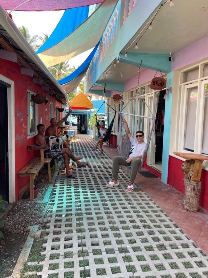 Wing Camp Hostel Кабарете Екстериор снимка