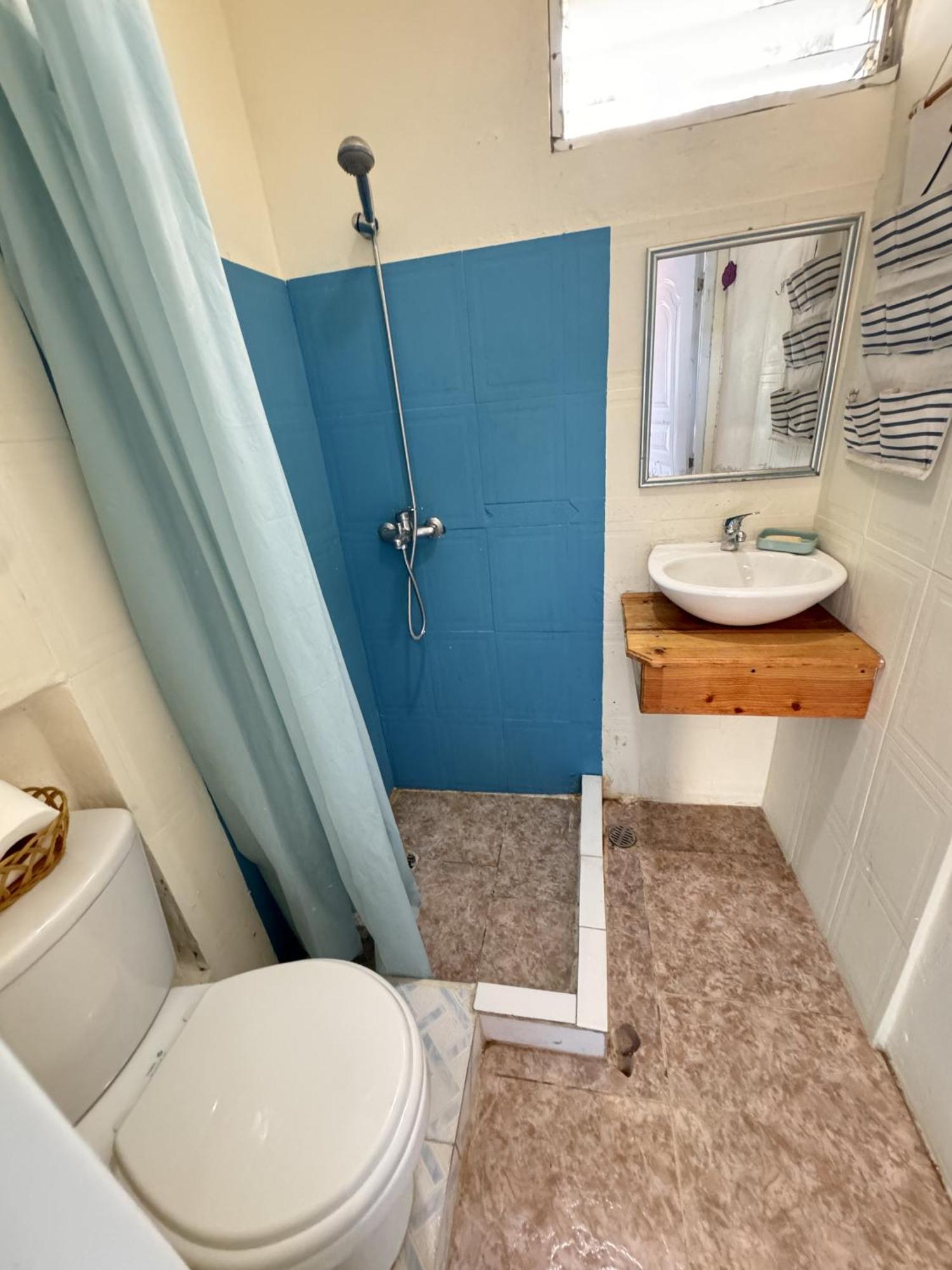 Wing Camp Hostel Кабарете Екстериор снимка